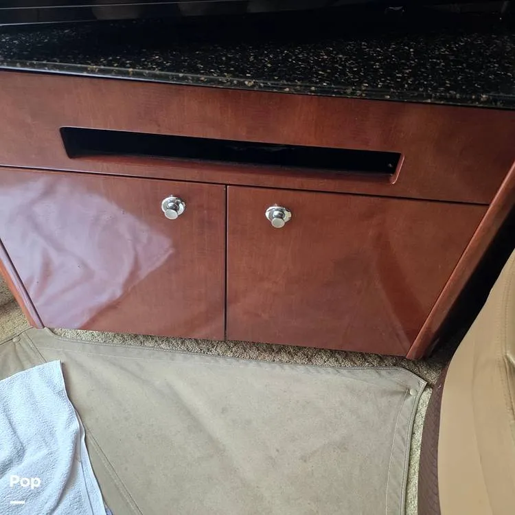 Slide: The Image of Meridian Sedan 341 2008 - 16115325