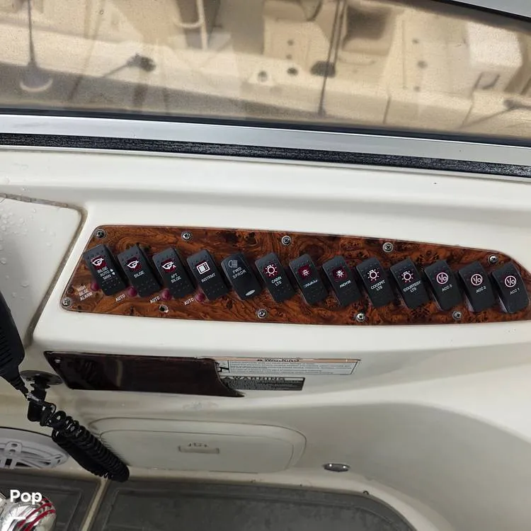 Slide: The Image of Meridian Sedan 341 2008 - 16115343