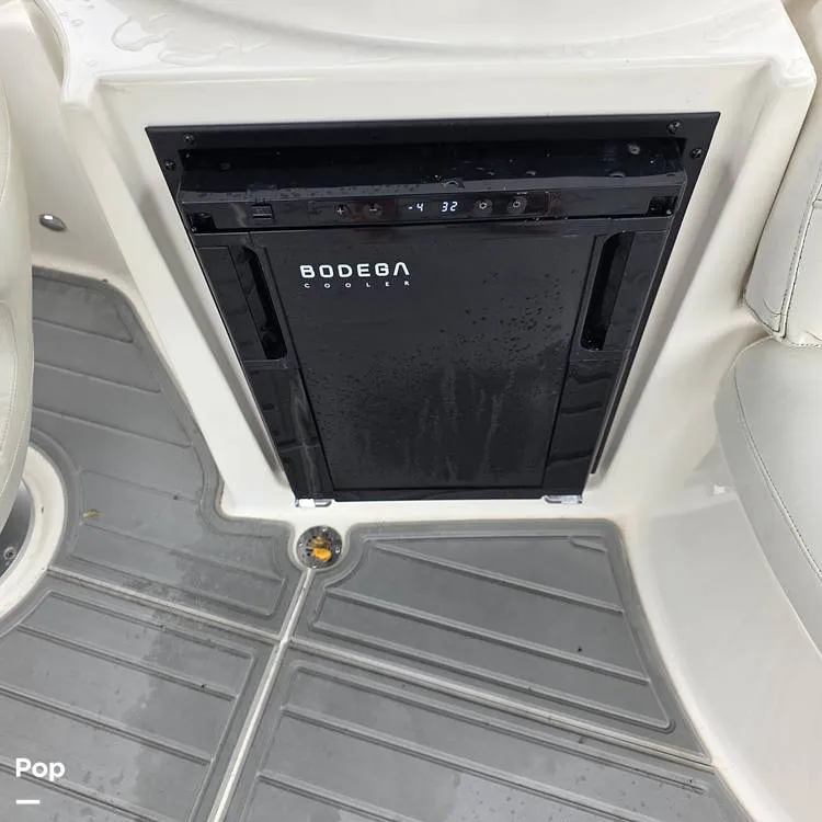 Slide: The Image of Meridian Sedan 341 2008 - 16115345