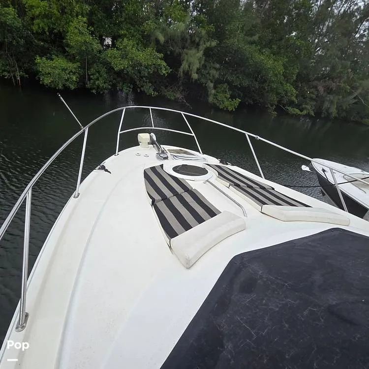 Slide: The Image of Meridian Sedan 341 2008 - 16115348