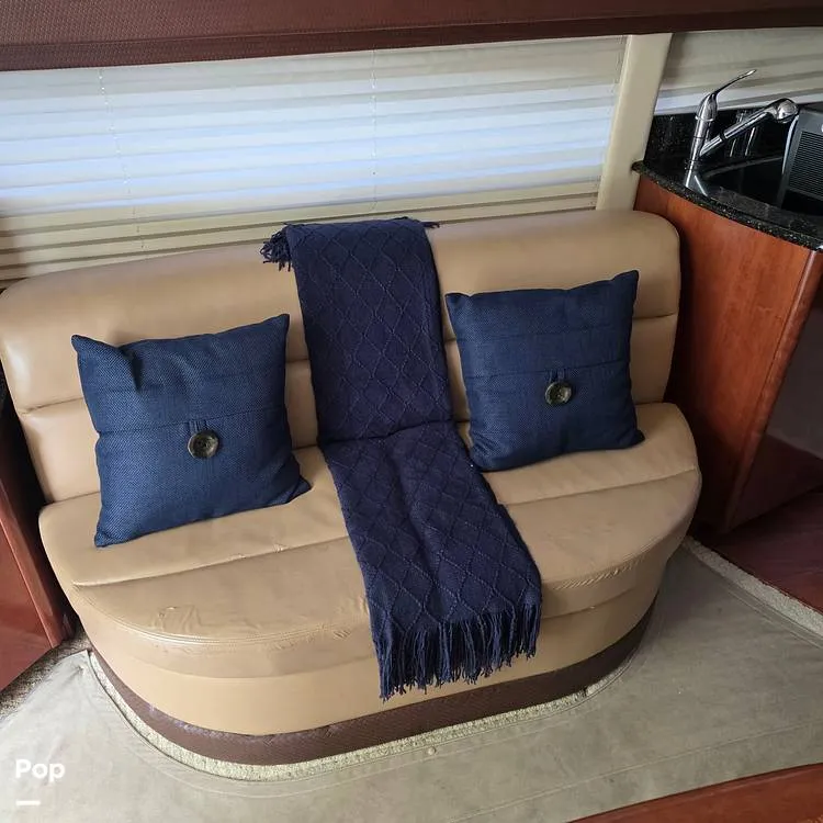 Slide: The Image of Meridian Sedan 341 2008 - 16115383