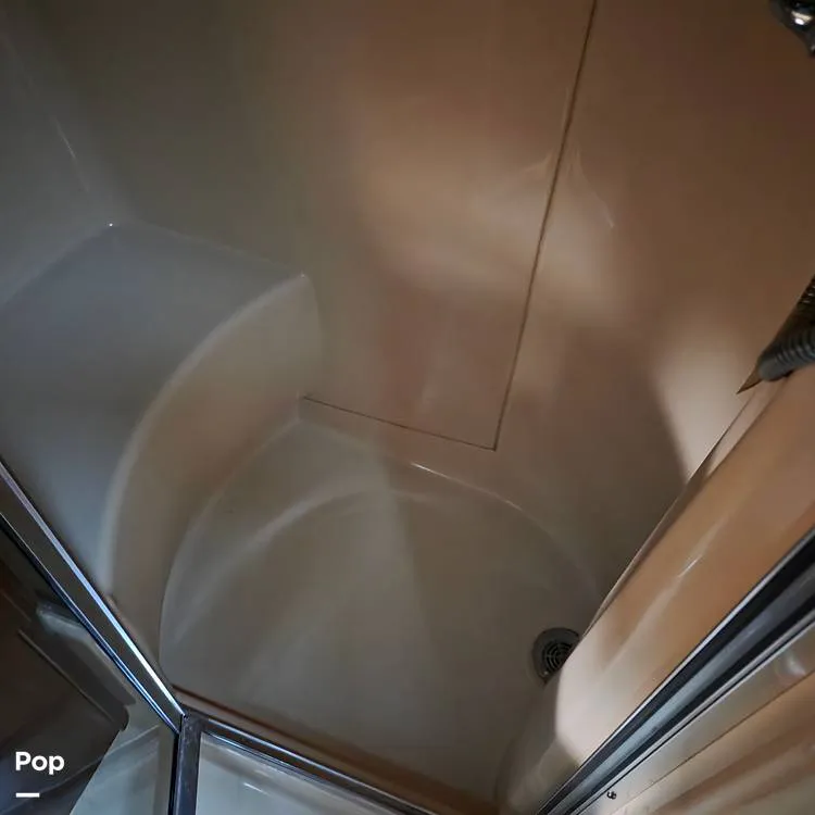 Slide: The Image of Meridian Sedan 341 2008 - 16115407