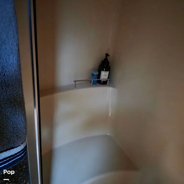 Slide: The Image of Meridian Sedan 341 2008 - 16115408