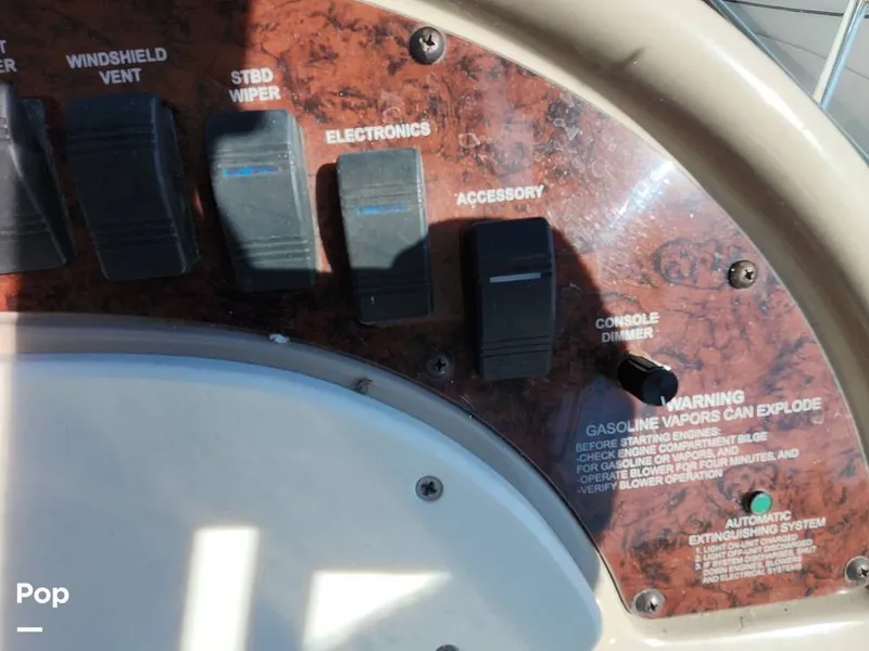 Slide: The Image of Sea Ray 310 Sundancer 2000 - 16020292