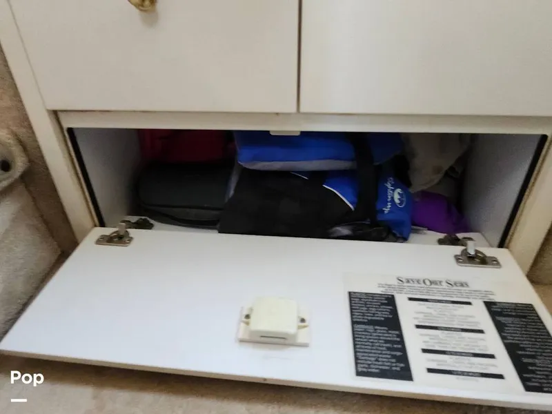 Slide: The Image of Sea Ray 310 Sundancer 2000 - 16020311