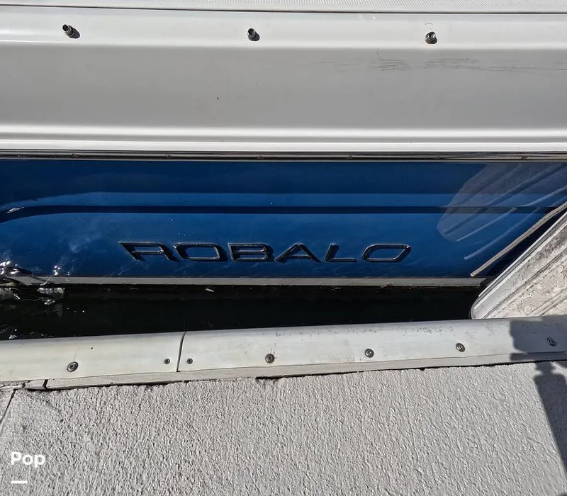 Slide: The Image of Robalo 247 2012 - 15933084