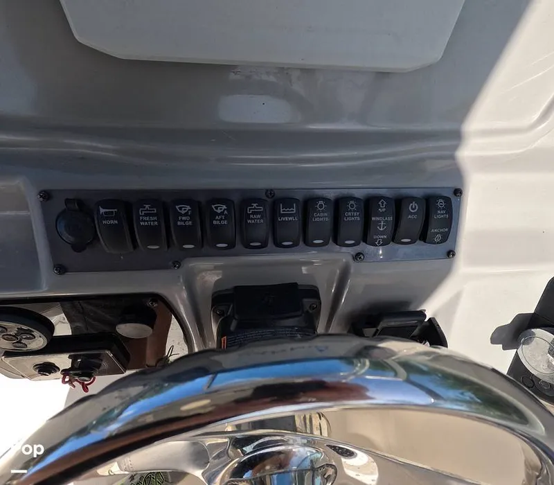 Slide: The Image of Robalo 247 2012 - 15933117