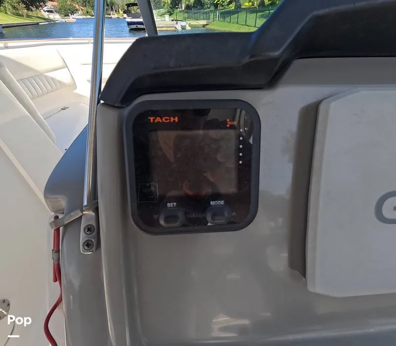 Slide: The Image of Robalo 247 2012 - 15933120