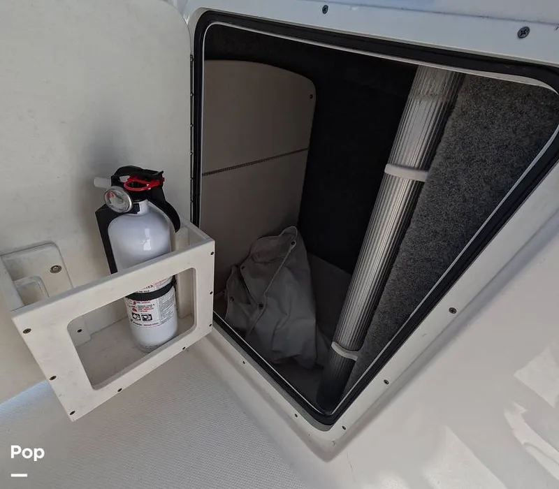 Slide: The Image of Robalo 247 2012 - 15933136