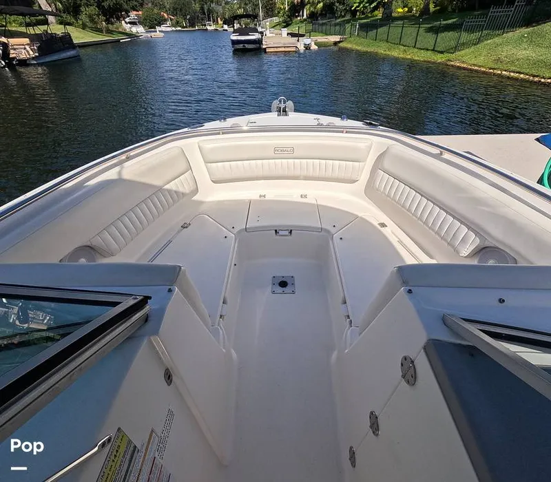 Slide: The Image of Robalo 247 2012 - 15933138