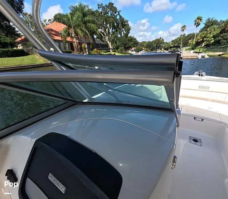 Slide: The Image of Robalo 247 2012 - 15933139