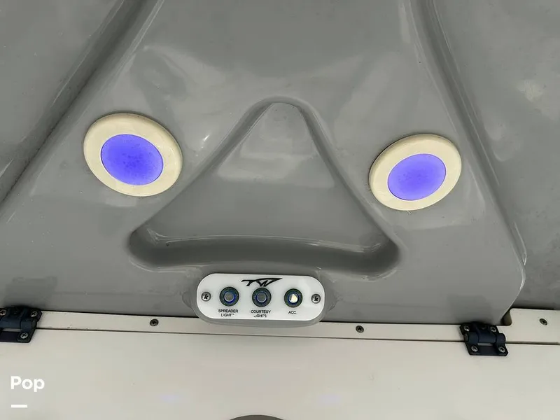 Slide: The Image of Tidewater 220 Adventure 2016 - 15993120