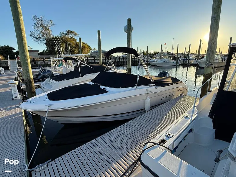Slide: The Image of Robalo 207 DC 2018 - 15948194