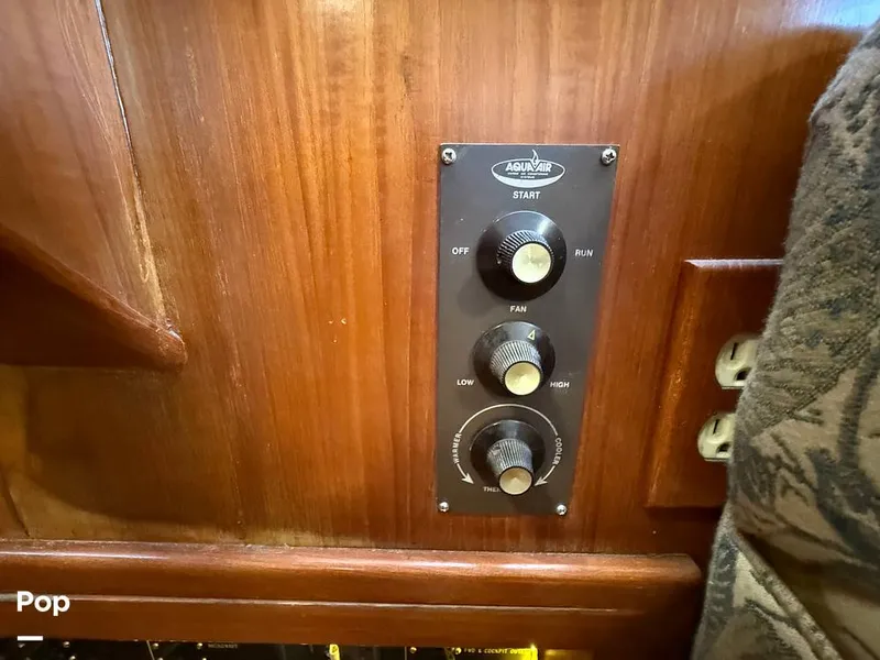 Slide: The Image of Jefferson 37 Convertible 1989 - 15948083