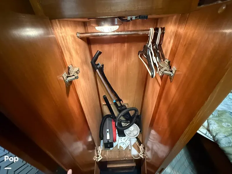 Slide: The Image of Jefferson 37 Convertible 1989 - 15948095