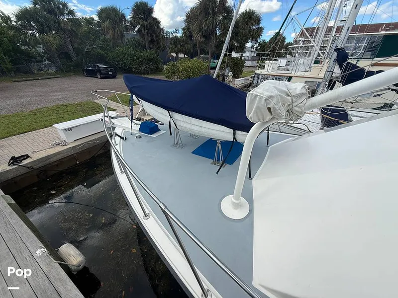 Slide: The Image of Jefferson 37 Convertible 1989 - 15947978