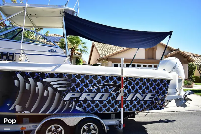 Slide: The Image of Pro-Line Walkaround 251 1995 - 15974736