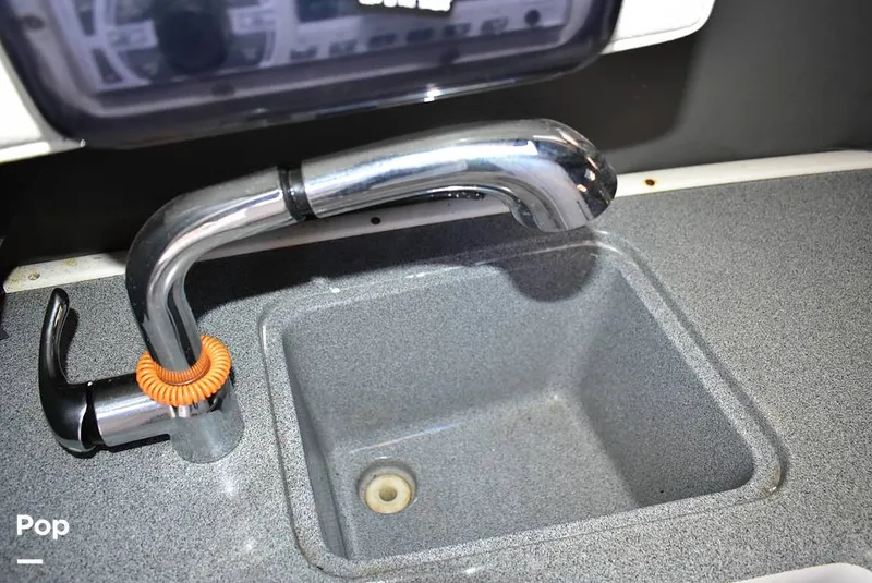 Slide: The Image of Pro-Line Walkaround 251 1995 - 15974749