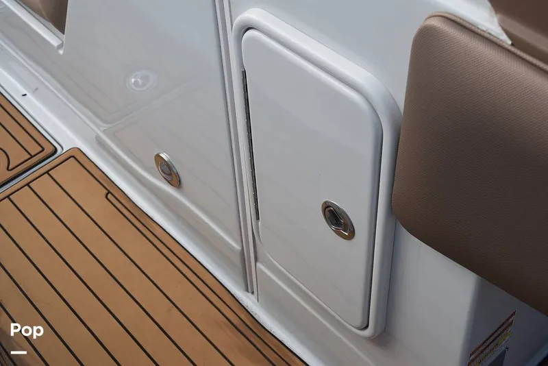 Slide: The Image of Crownline Boats Eclipse E285 2019 - 16041670