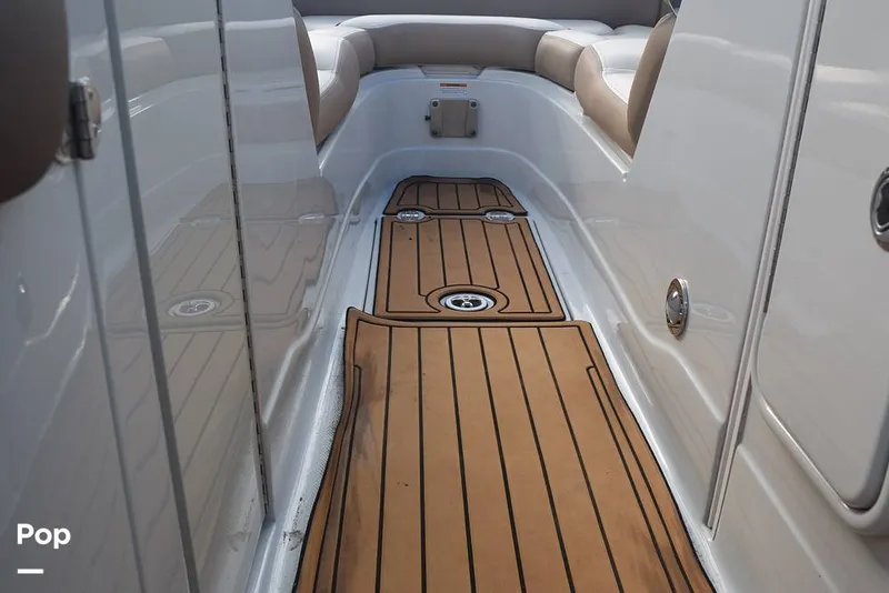 Slide: The Image of Crownline Boats Eclipse E285 2019 - 16041707