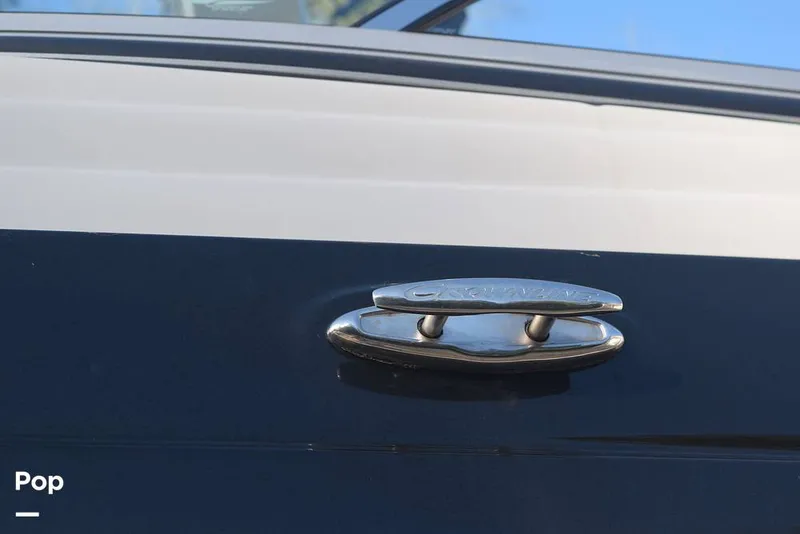 Slide: The Image of Cleats - Pull Up - 16041727