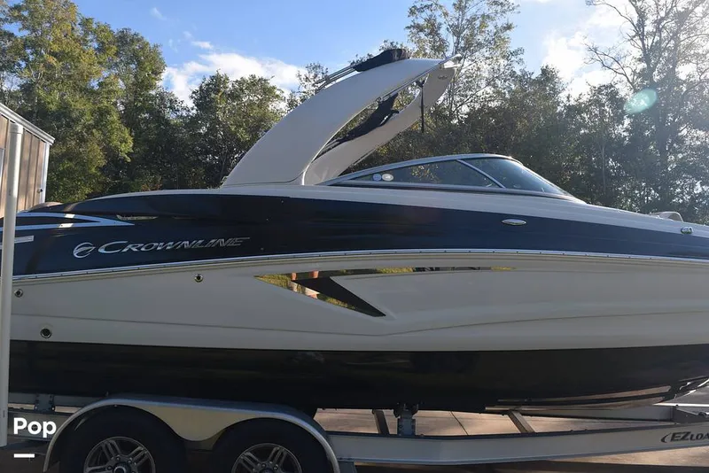 Slide: The Image of Crownline Boats Eclipse E285 2019 - 16041585