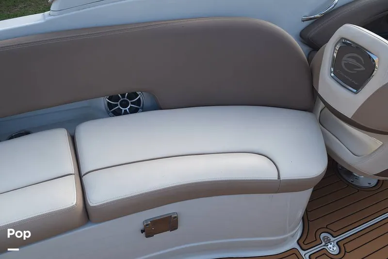 Slide: The Image of Crownline Boats Eclipse E285 2019 - 16041621