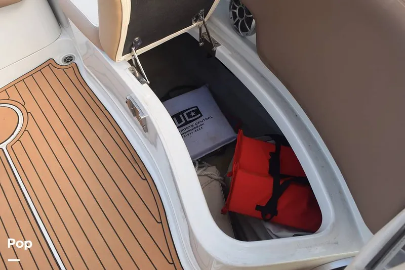 Slide: The Image of Crownline Boats Eclipse E285 2019 - 16041622