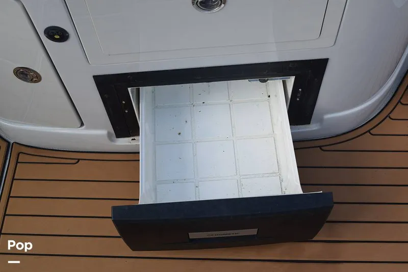 Slide: The Image of Crownline Boats Eclipse E285 2019 - 16041634