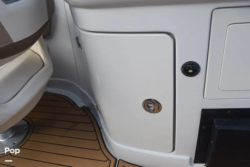 Slide: The Image of Crownline Boats Eclipse E285 2019 - 16041635