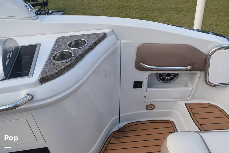 Slide: The Image of Crownline Boats Eclipse E285 2019 - 16041640