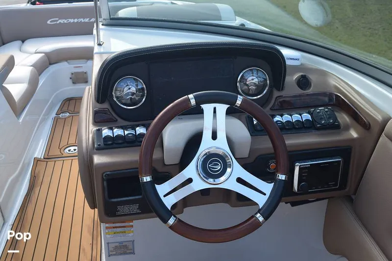 Slide: The Image of Crownline Boats Eclipse E285 2019 - 16041645