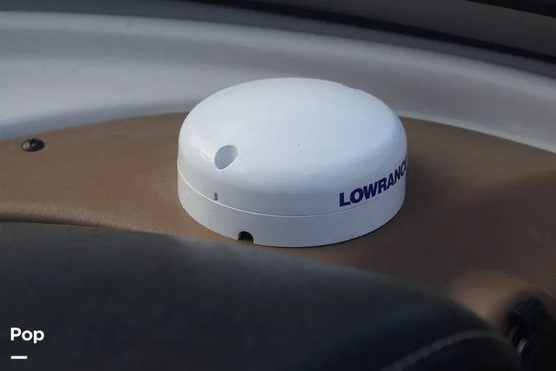 Slide: The Image of Crownline Boats Eclipse E285 2019 - 16041650