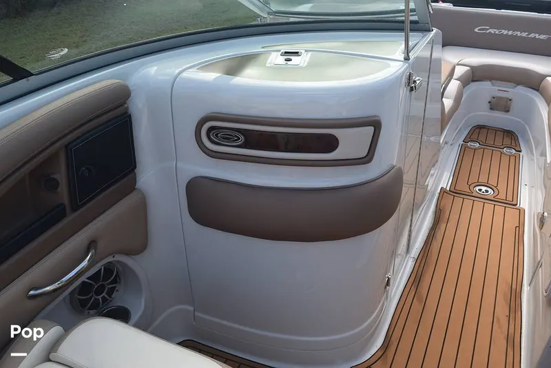 Slide: The Image of Crownline Boats Eclipse E285 2019 - 16041662