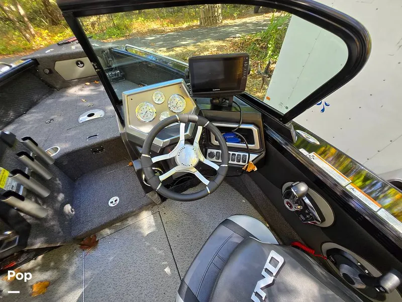 Slide: The Image of Lund 1975 Tyee 2023 - 15982981