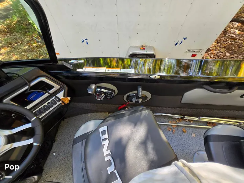 Slide: The Image of Lund 1975 Tyee 2023 - 15982982