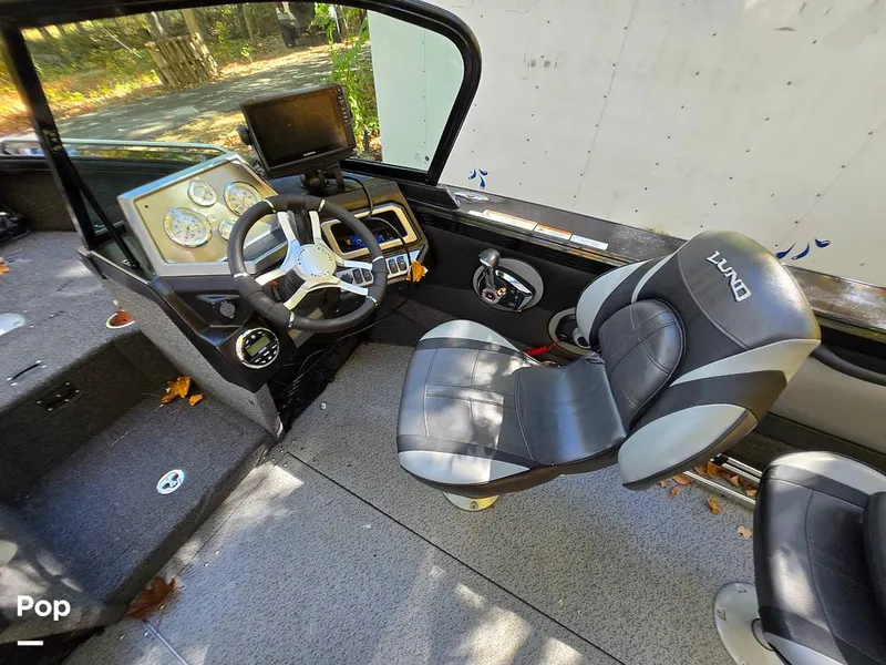 Slide: The Image of Lund 1975 Tyee 2023 - 15982983