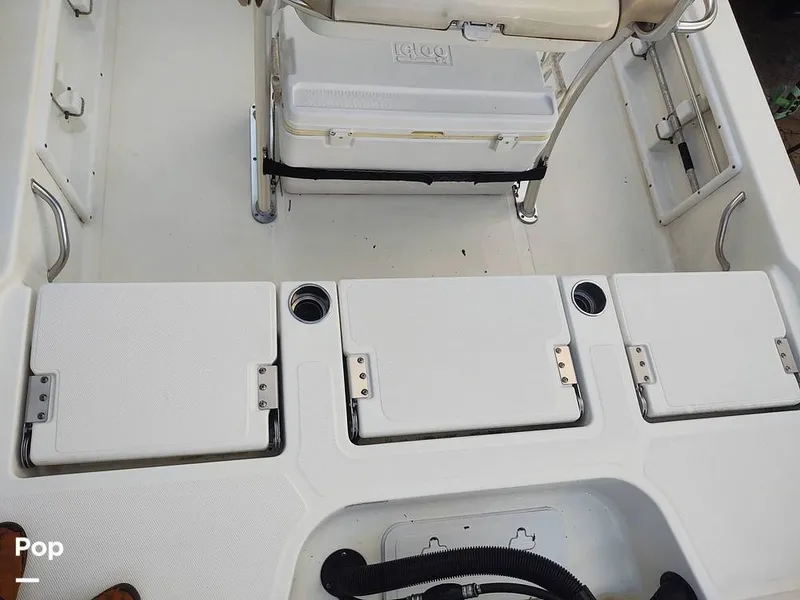 Slide: The Image of Fold Down Seats - 15939545