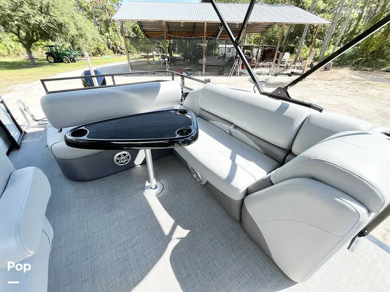 Slide: The Image of L-Shaped Lounge - 15940219