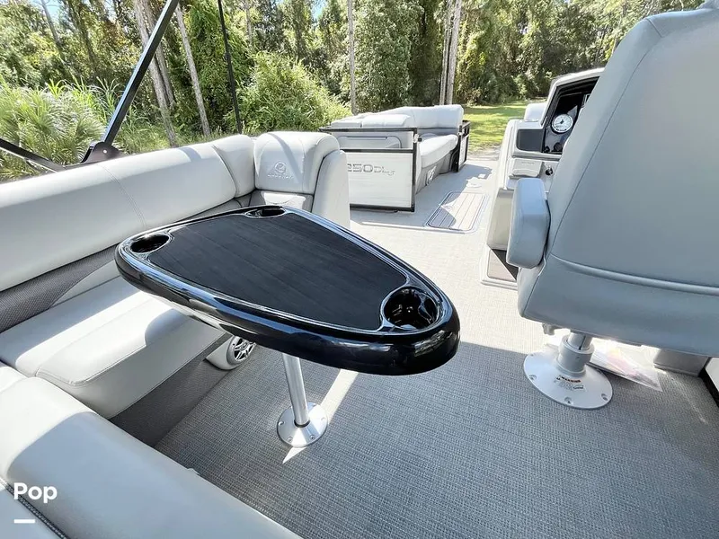 Slide: The Image of Deck Table - 15940236