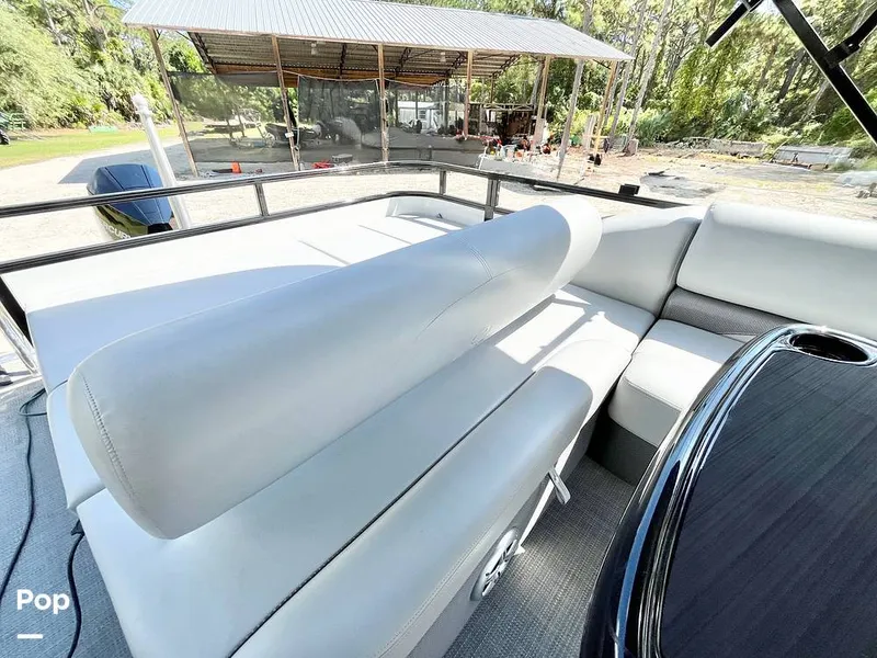 Slide: The Image of Reversible Backrest - 15940230