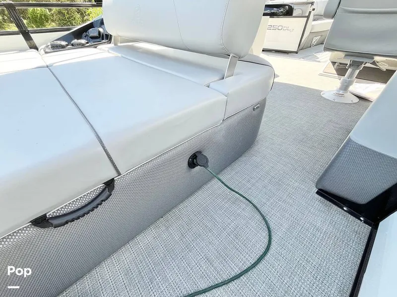 Slide: The Image of Shore Power - 15940239