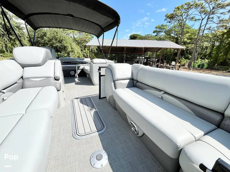 Slide: The Image of Deck Seating - 15940215