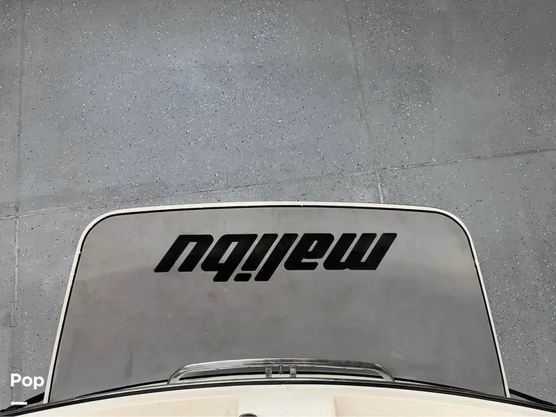 Slide: The Image of Malibu Wakesetter 247 LSV 2011 - 15902348
