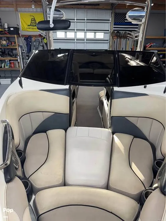 Slide: The Image of Malibu Wakesetter 247 LSV 2011 - 15902350