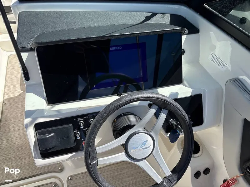 Slide: The Image of Sea Ray SPX 210 OB 2024 - 15902361