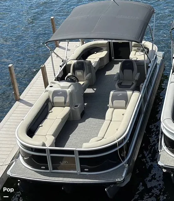 Slide: The Image of Barletta Aria 24QC 2024 - 15902489