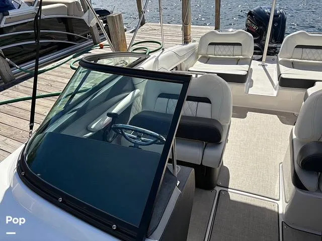 Slide: The Image of Regal LX2 2024 - 15902676