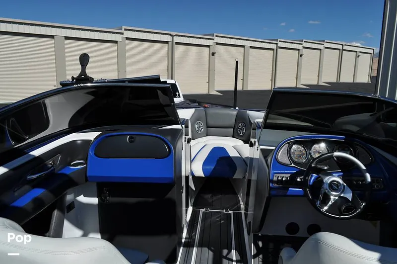 Slide: The Image of Malibu Sunscape 25 LSV 2004 - 15961197