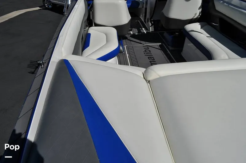 Slide: The Image of Malibu Sunscape 25 LSV 2004 - 15961205